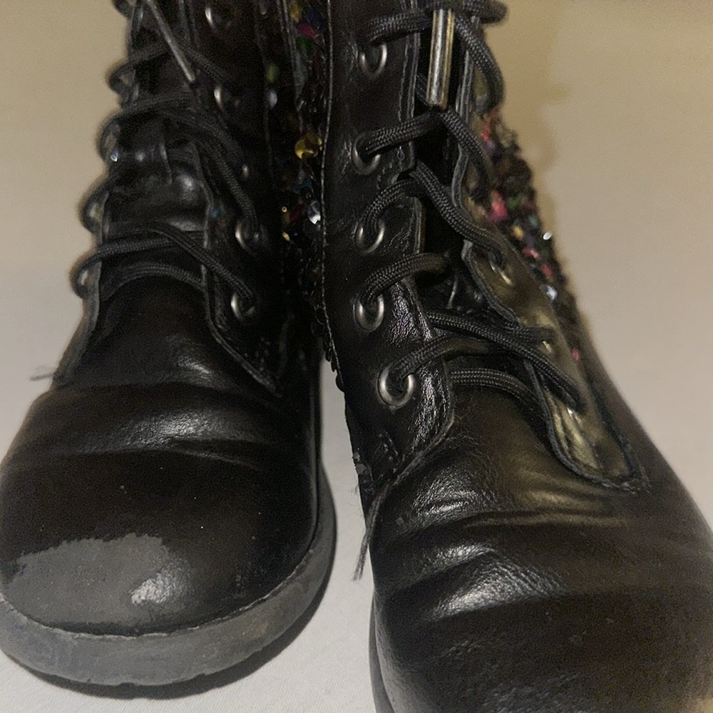 Kids Size 12 Place Lace-Up Black Boots.